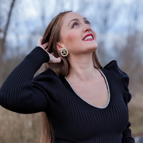 Vintage Chanel CC crystal clip on earrings - Picture 5 of 5